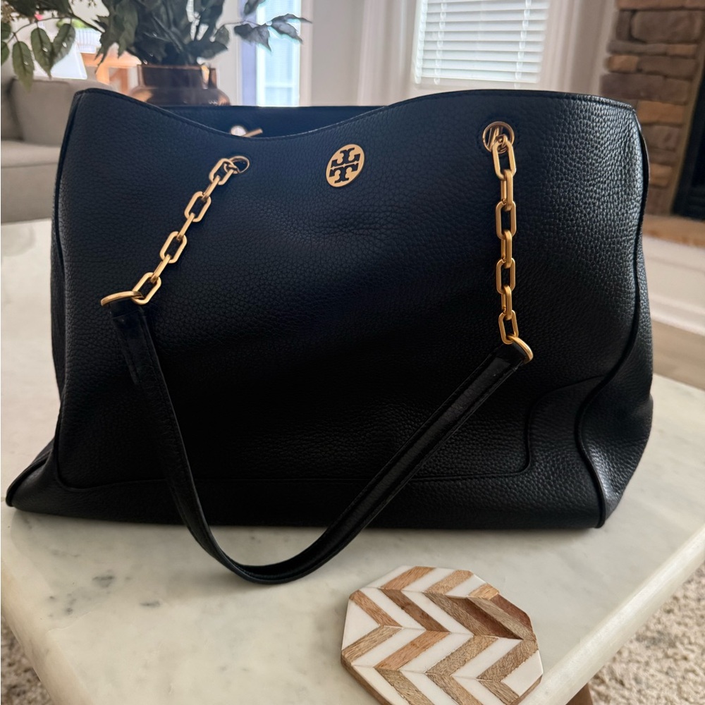Tory Burch Black and Gold Shoulder Bag with Chain Straps